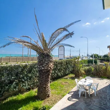 Appartement A Due Passi Dal Mare - Wifi Ac Corte Privata Civitanova Marche